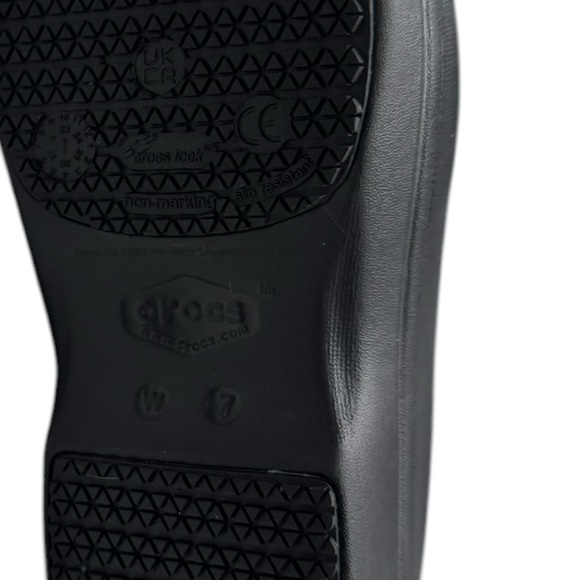 Dual Crocs Comfort Women’s Black Neria Slip-On Clogs: Size 7 - Picture 11 of 11